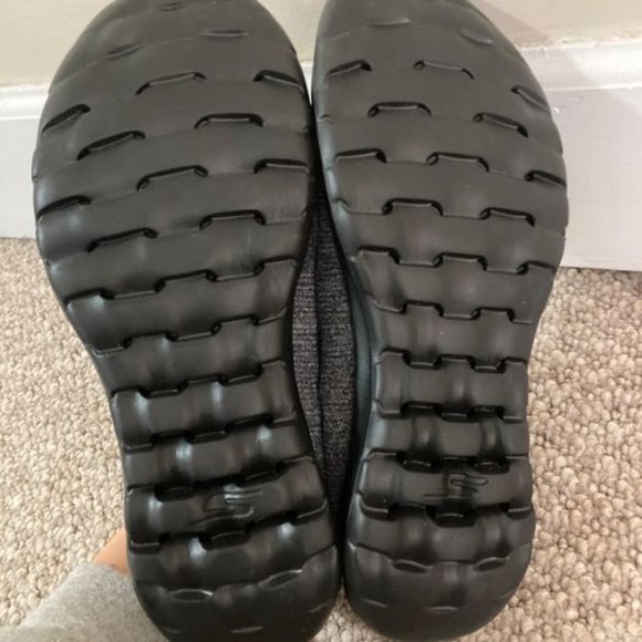 Sketchers Flats (Heather Grey) - Womens US 8 - Picture 3 of 6